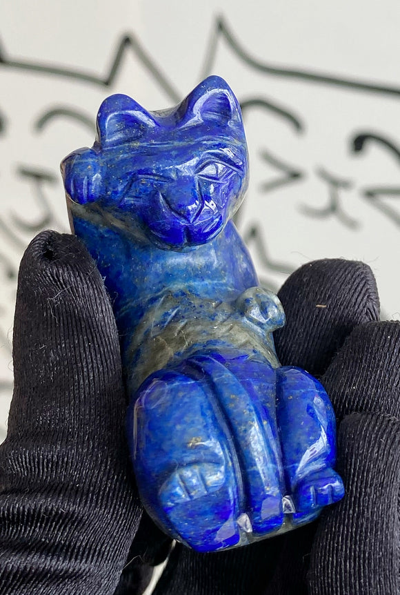 Lapis Lazuli waving Cat crystal Carving