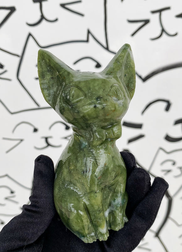 4” Nephrite Jade Bow tie Cat