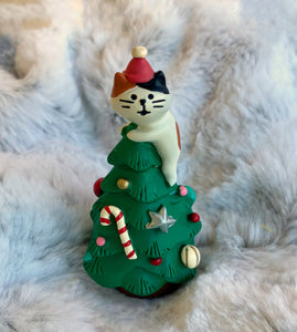 Large Christmas Tree Cat Decole Concombre