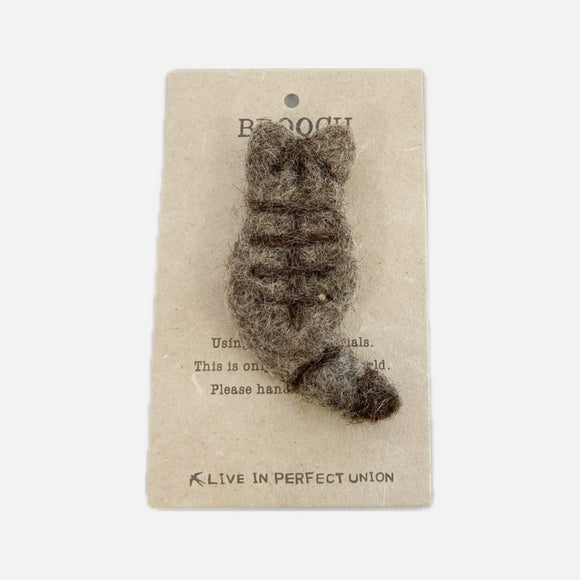 Felt brooch - cat body