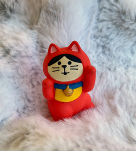 Red Lucky Cat Decole Concombre